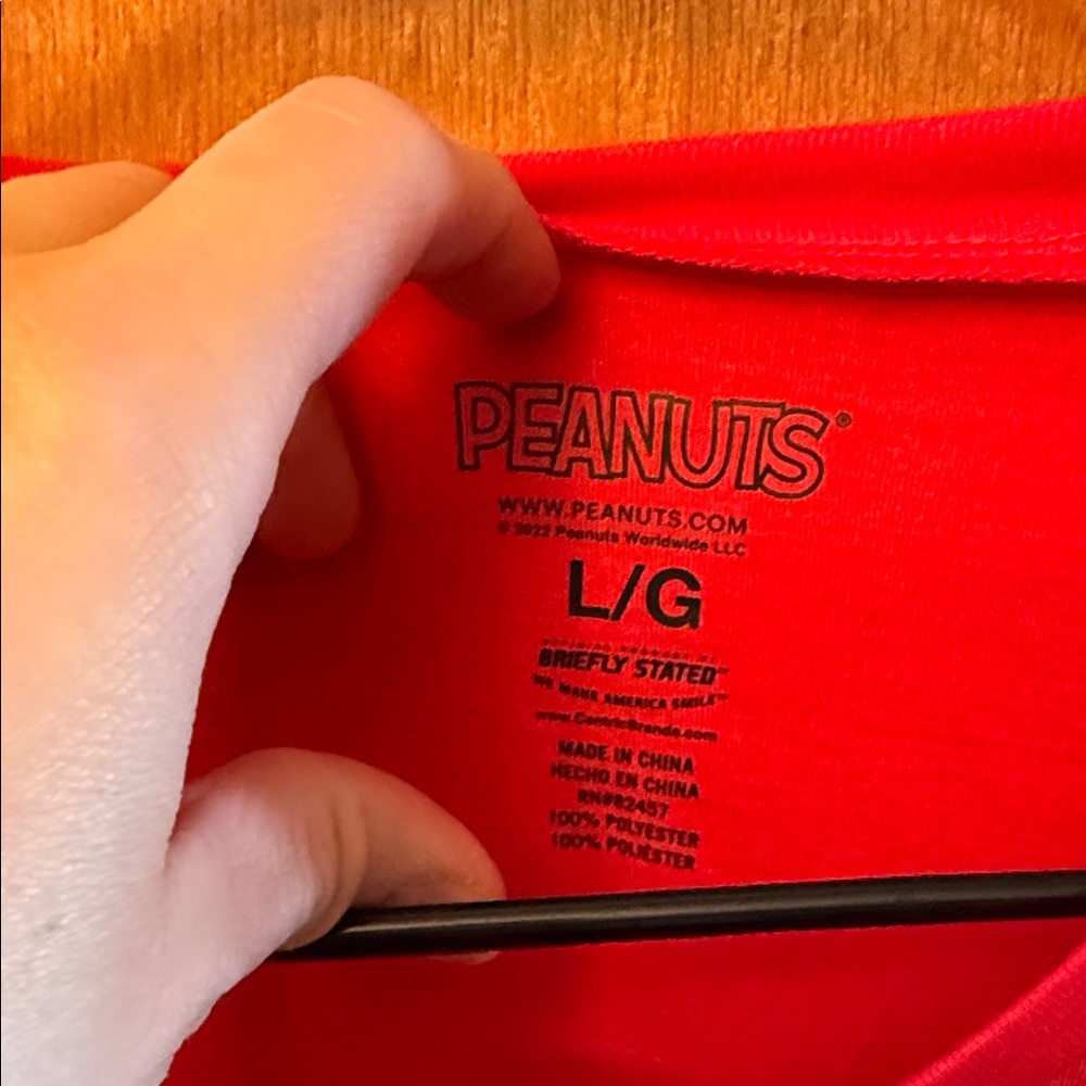 Unisex Peanuts Red Snoopy Long Sleeve Pajama set - Picture 3 of 10